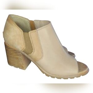 Sorel Nadia Ankle Bootie, Womens 9​